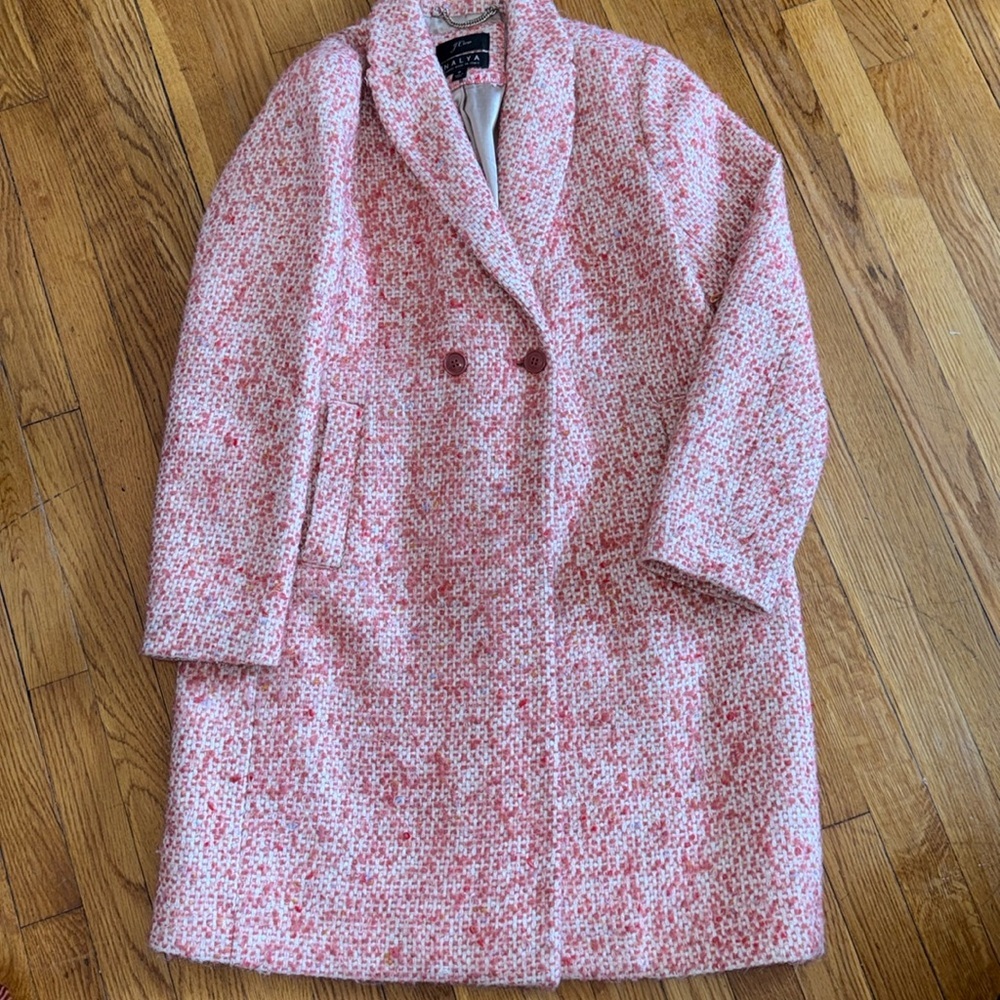 J. Crew Nalya Italian Tweed Button Front Lady Coat Daphne peach size 6 - Picture 2 of 11